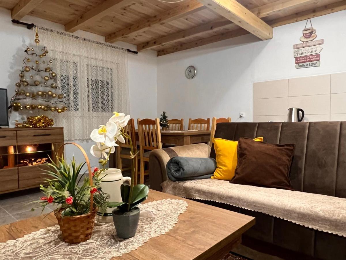 Laf Guest House Колашин Экстерьер фото
