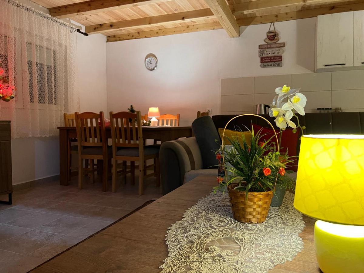 Laf Guest House Колашин Экстерьер фото