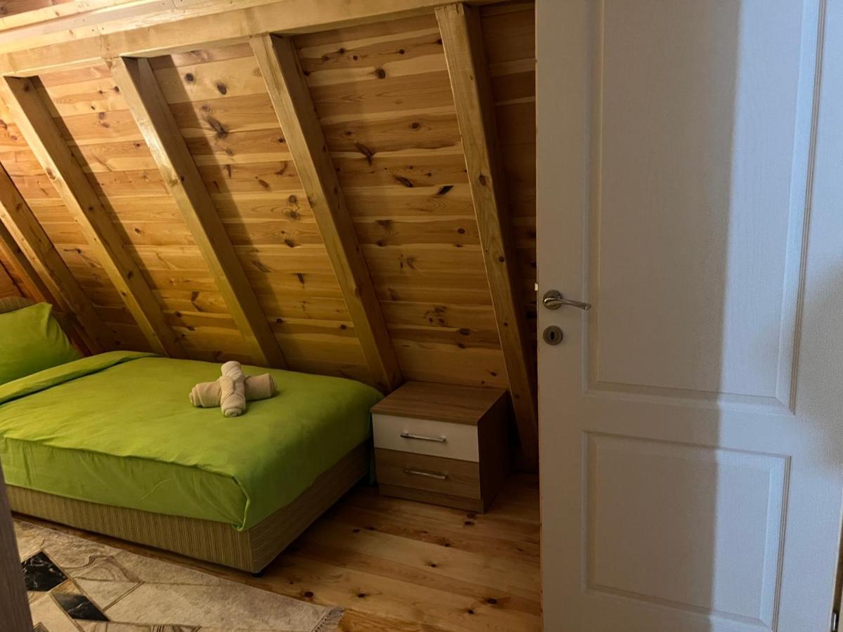 Laf Guest House Колашин Экстерьер фото